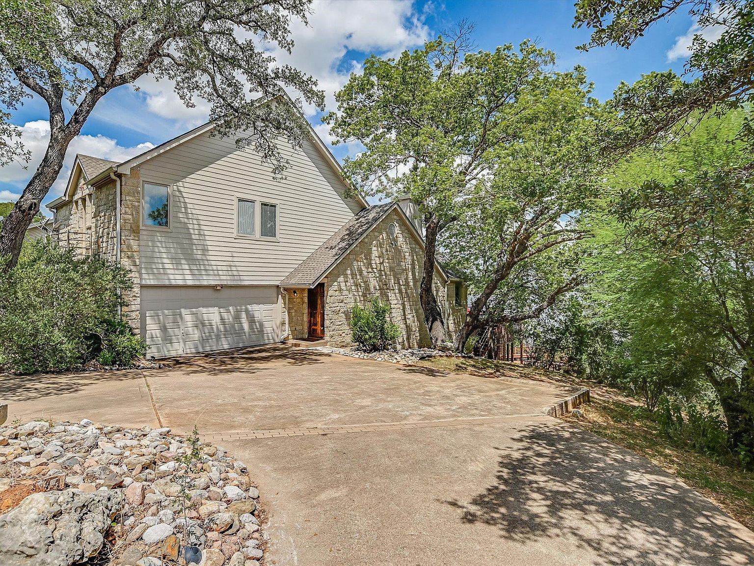 102 Center Cove I Loop #I Spicewood, TX 78669 - Thumbnail 4