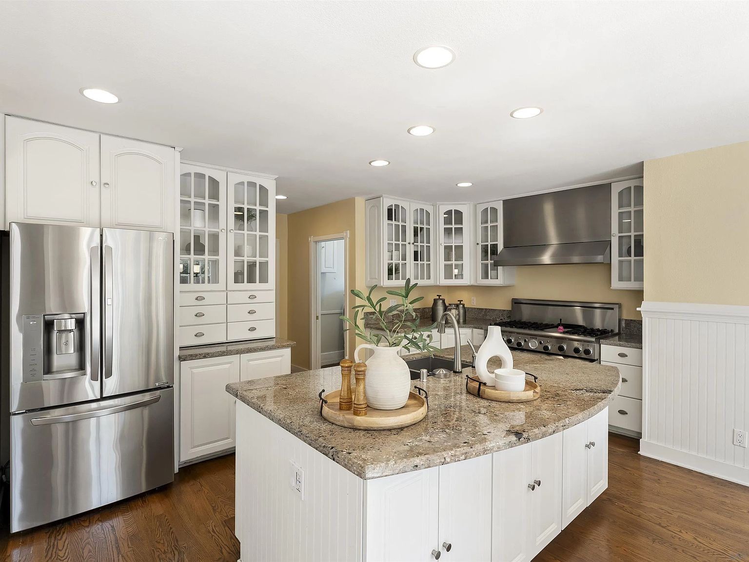 921 Court Way San Diego, CA 92103 - Thumbnail 4