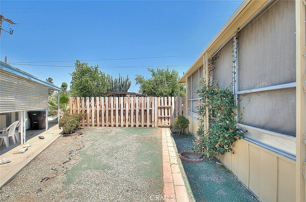 36 Round Table Dr Riverside, CA 92507 - Thumbnail 4