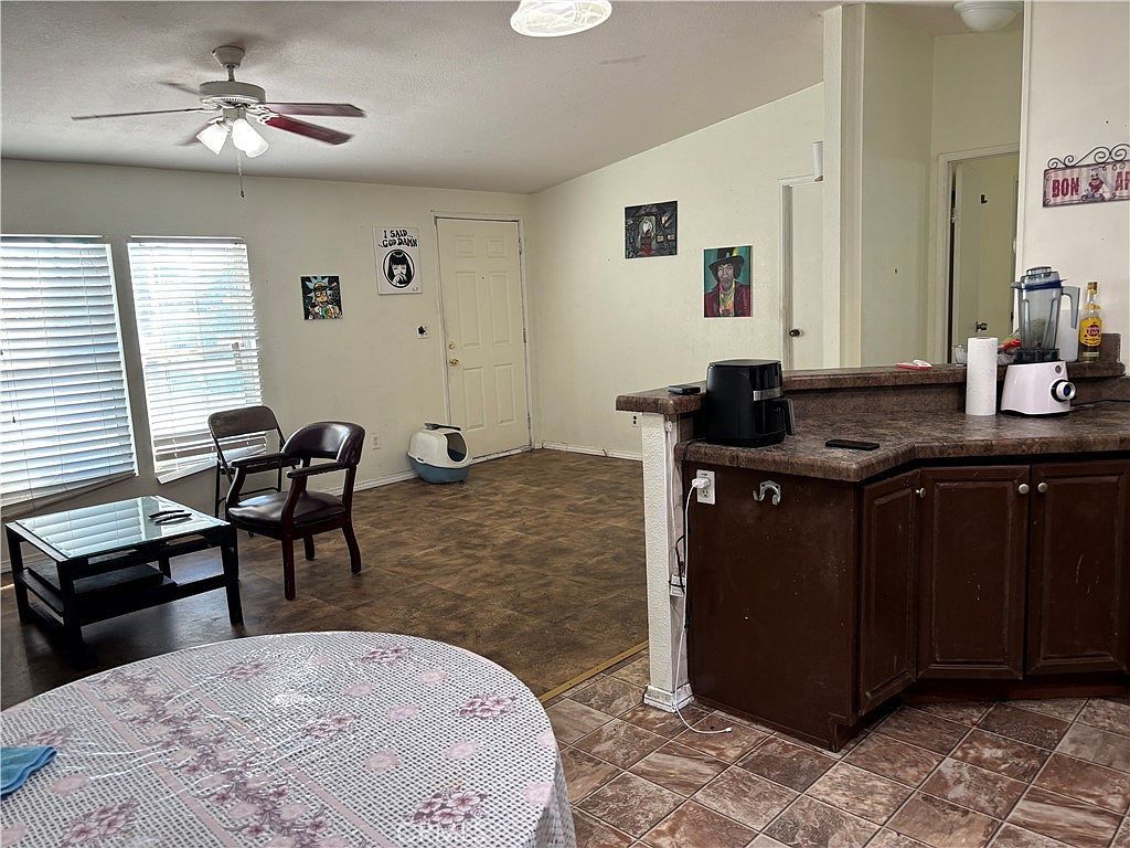 1826 W 19th St SPACE 18 San Bernardino, CA 92411 - Thumbnail 4