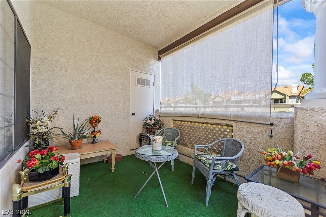 1419 Santa Margarita St Unit D Las Vegas, NV 89146 - Thumbnail 4