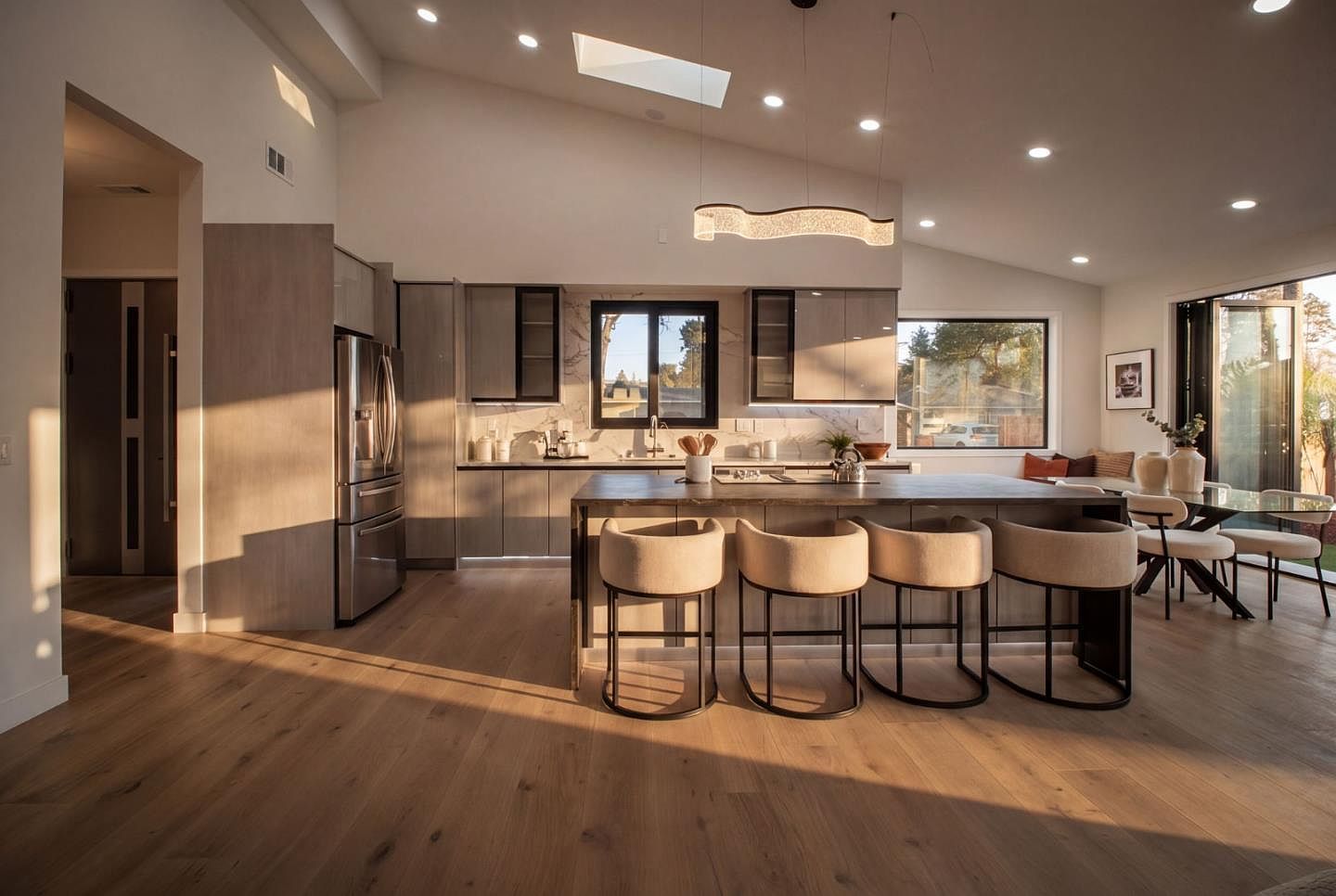 806 Emily Dr Mountain View, CA 94043 - Thumbnail 4