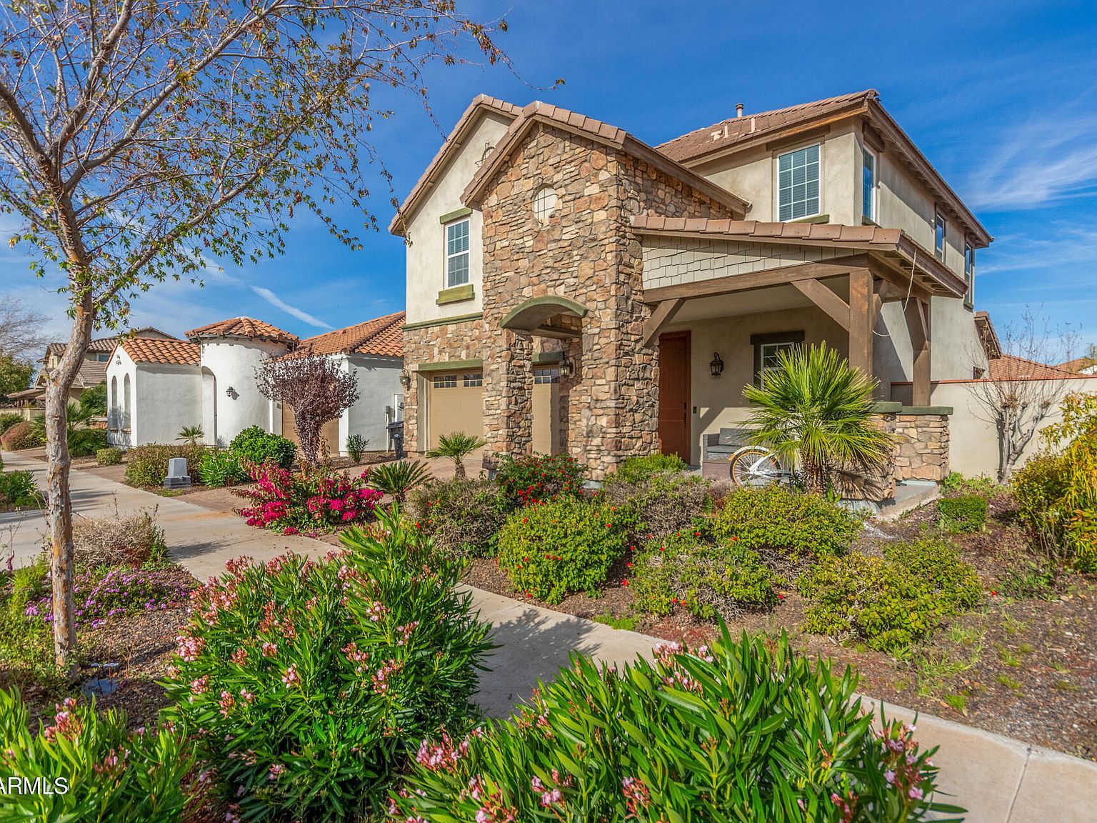 10162 E Theorem Dr Mesa, AZ 85212 - Thumbnail 4