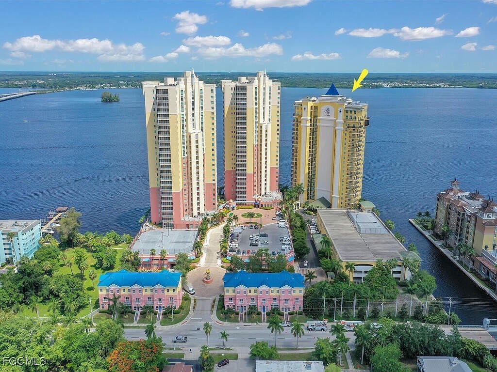 2797 1st St APT 1605 Fort Myers, FL 33916 - Thumbnail 4