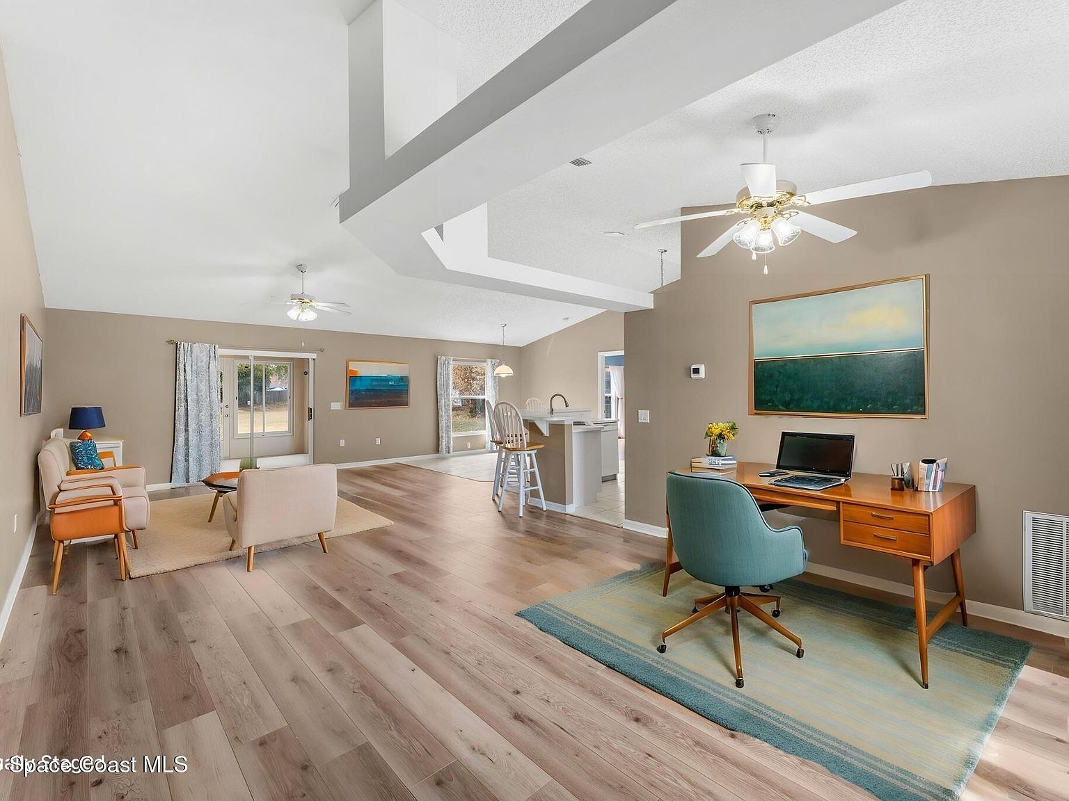 2104 Santa Lucia Cir Melbourne, FL 32935 - Thumbnail 4