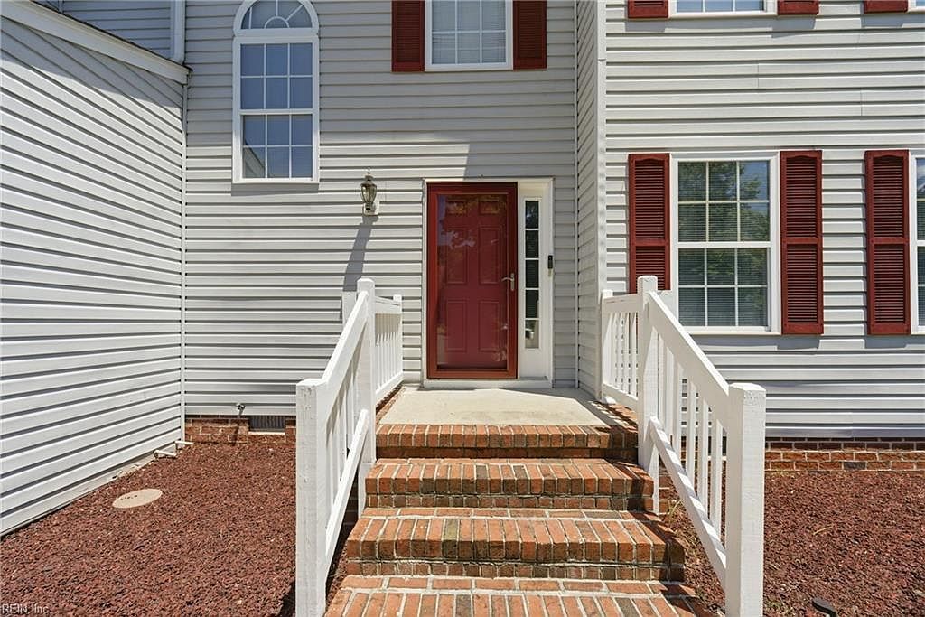 202 Vixen Ct Yorktown, VA 23693 - Thumbnail 4