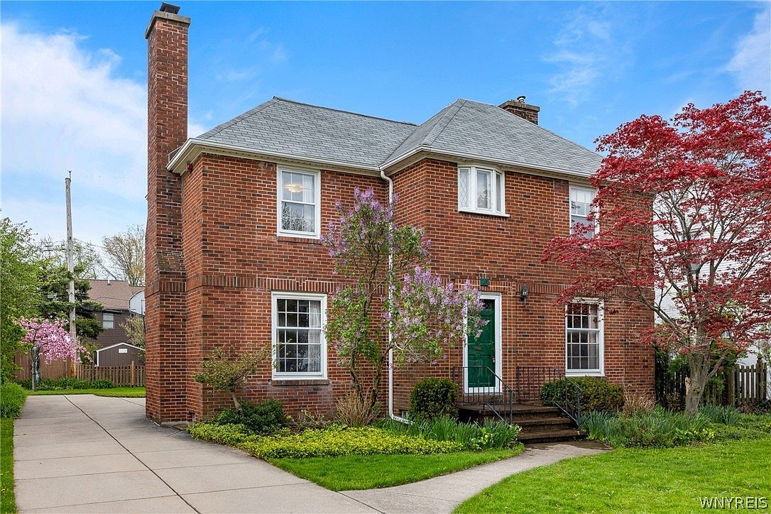 25 Saint Johns Ave Buffalo, NY 14223 - Thumbnail 4