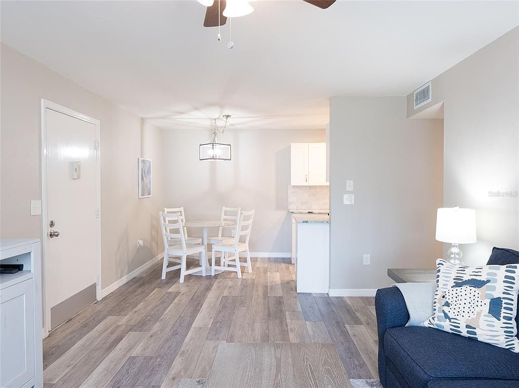 3255 Beneva Rd UNIT 102 Sarasota, FL 34232 - Thumbnail 4