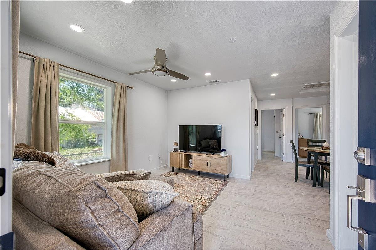 1218 Maple St Marysville, CA 95901 - Thumbnail 4