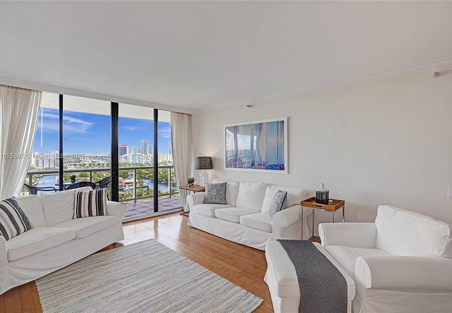 3640 Yacht Club Dr APT 1704 Aventura, FL 33180 - Thumbnail 4