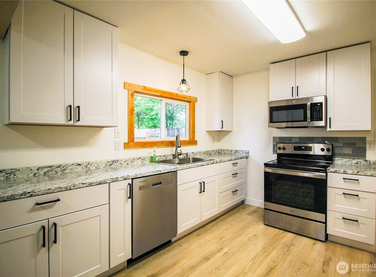 10341 184th Ave SW Rochester, WA 98579 - Thumbnail 4
