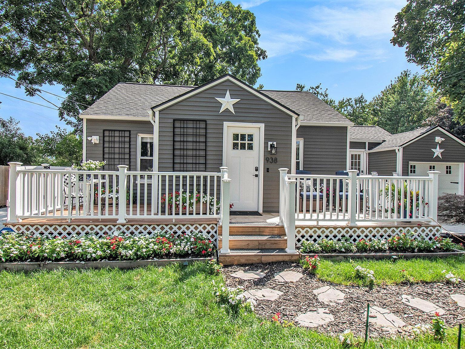 938 Cogswell St NW Grand Rapids, MI 49544 - Thumbnail 4