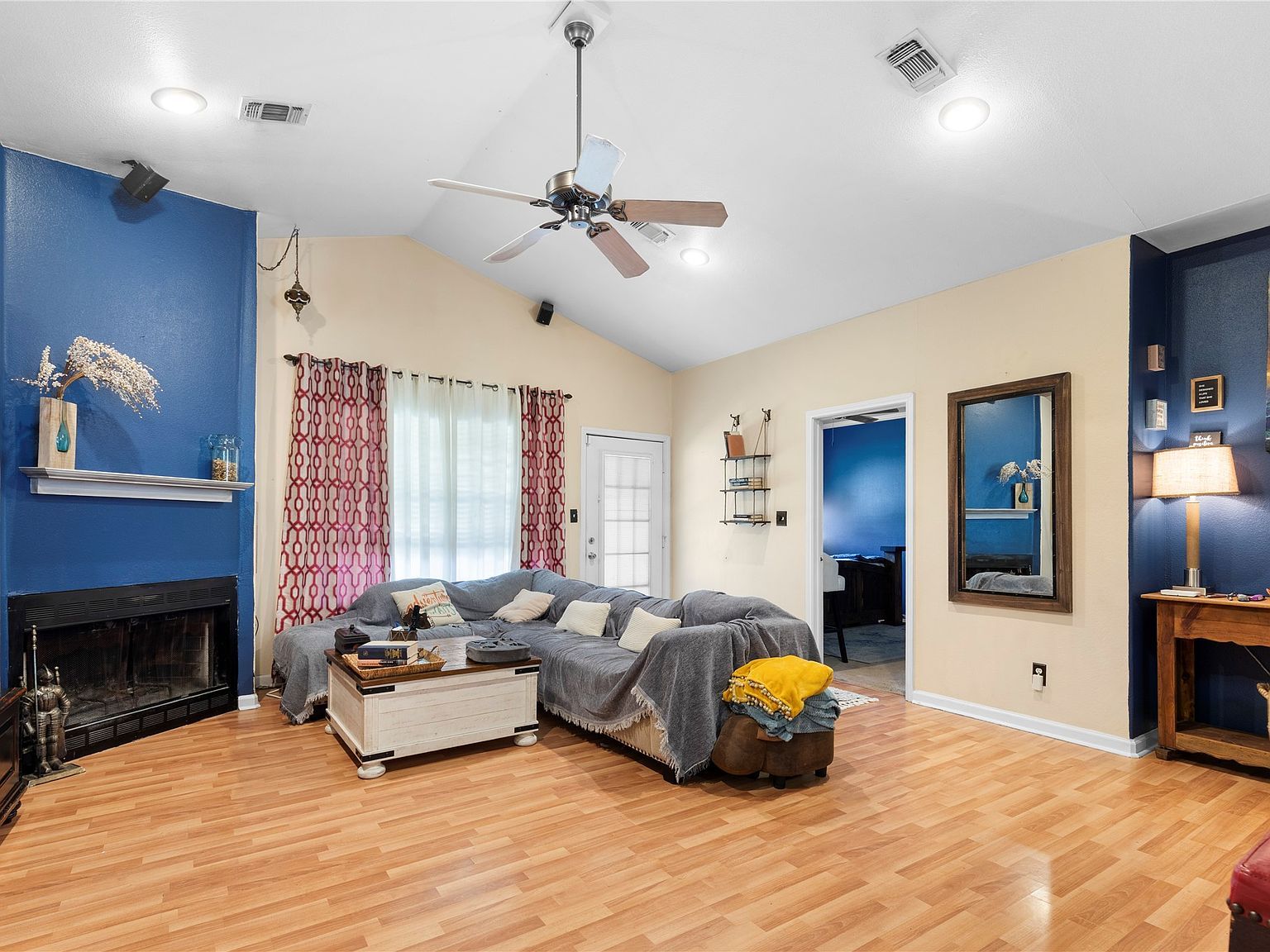 741 S Valentine Dr Sherman, TX 75090 - Thumbnail 4