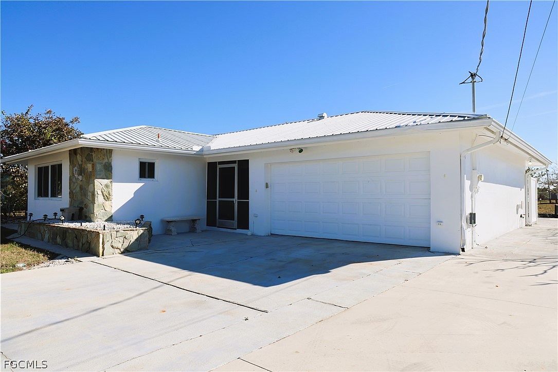 21452 Higgs Dr Pt Charlotte, FL 33952 - Thumbnail 4