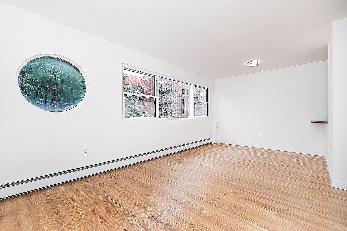 1180 Sherman Ave Bronx, NY 10456 - Thumbnail 4