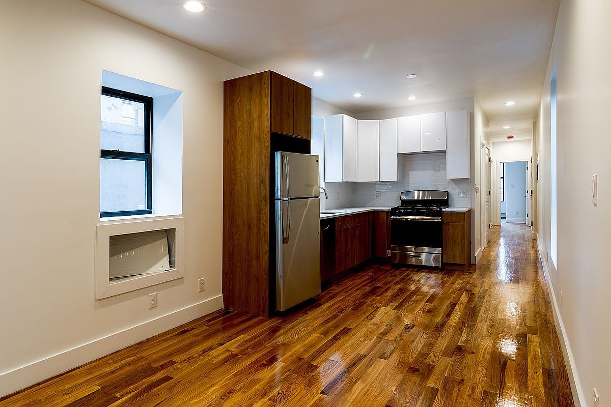 579 E 168th St #1 Bronx, NY 10456 - Thumbnail 4