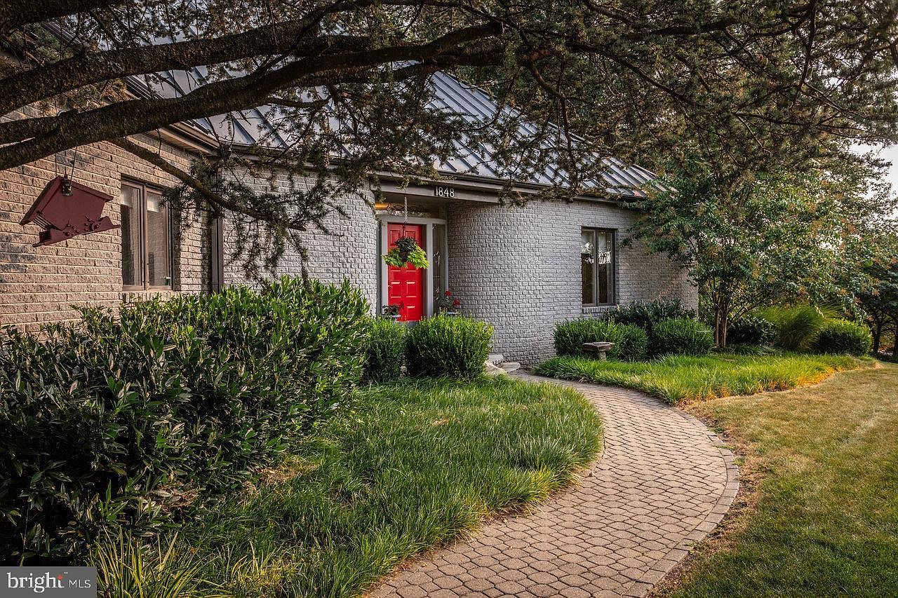 1848 College Ave Harrisonburg, VA 22802 - Thumbnail 4