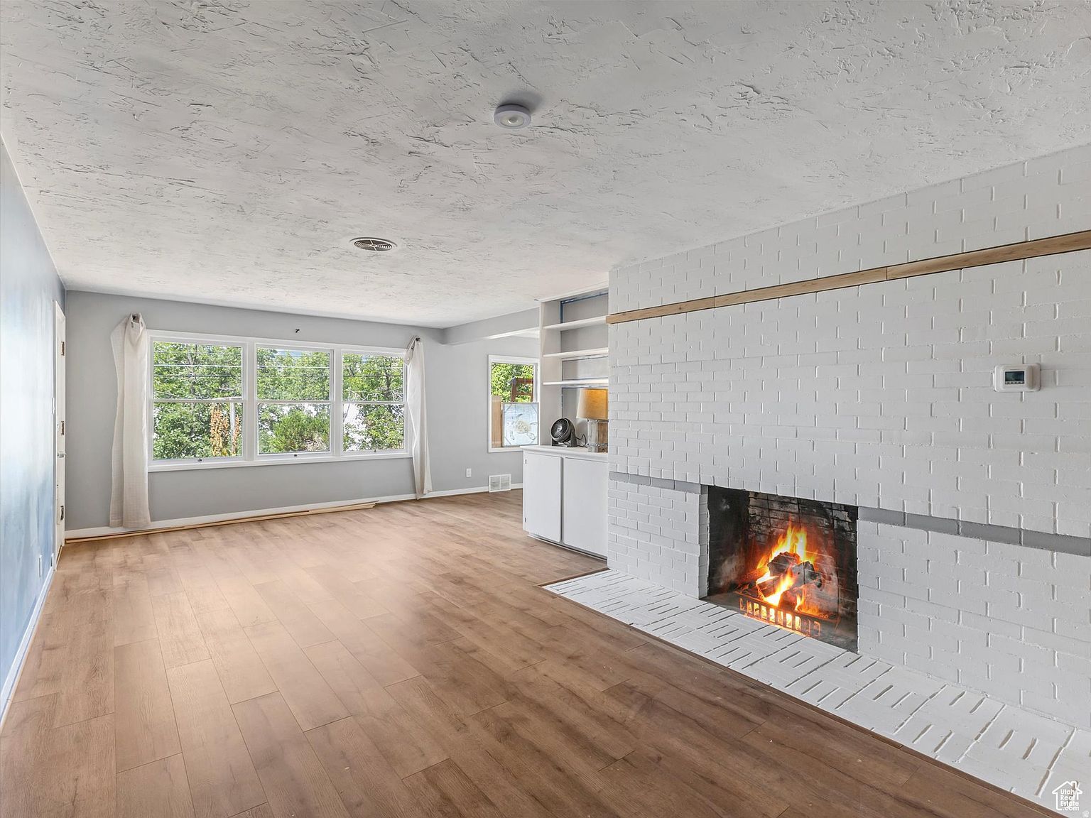 1815 E Hillcrest Ave Salt Lake City, UT 84106 - Thumbnail 4