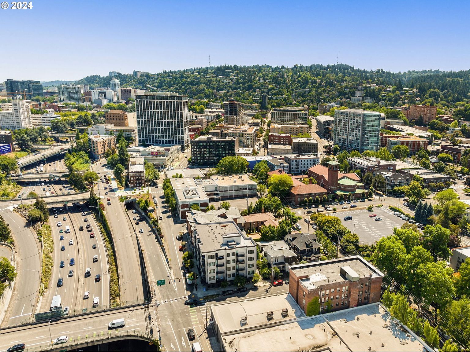 1631 NW Everett St APT 301 Portland, OR 97209 - Thumbnail 4