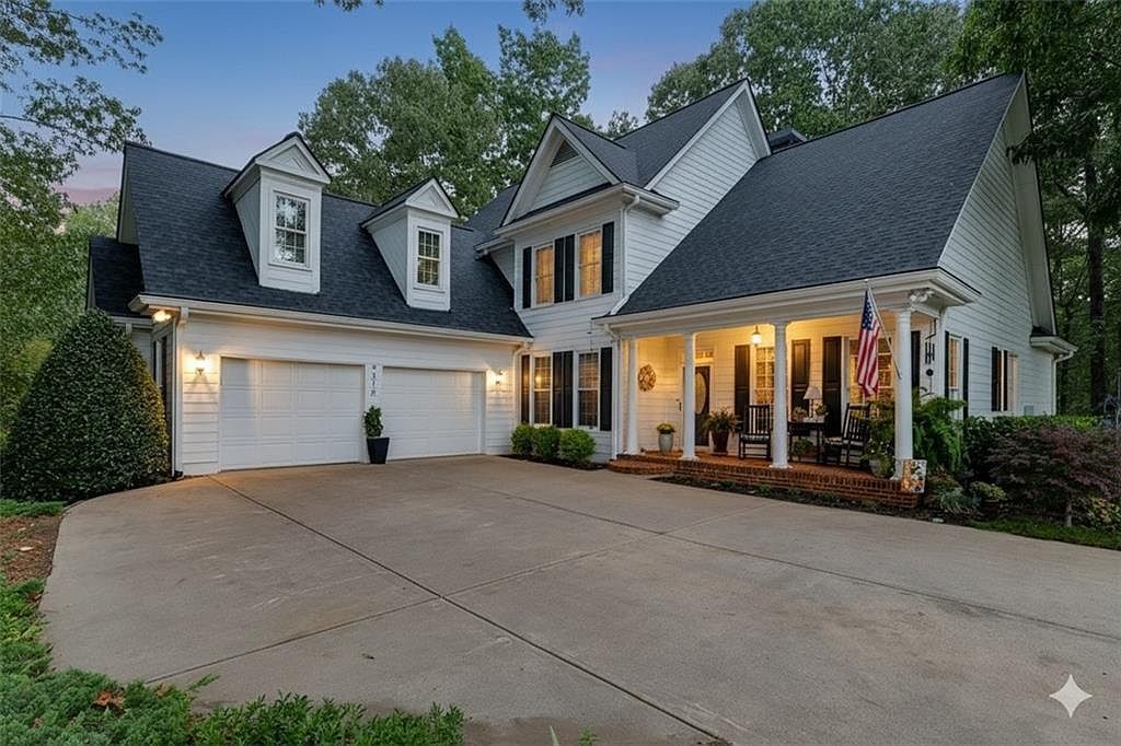 9315 Spinnaker Ln Gainesville, GA 30506 - Thumbnail 4