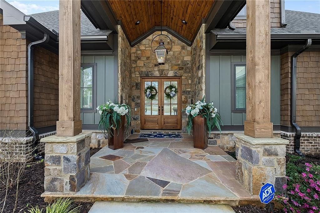 3109 Emerald Cir Gainesville, GA 30501 - Thumbnail 4