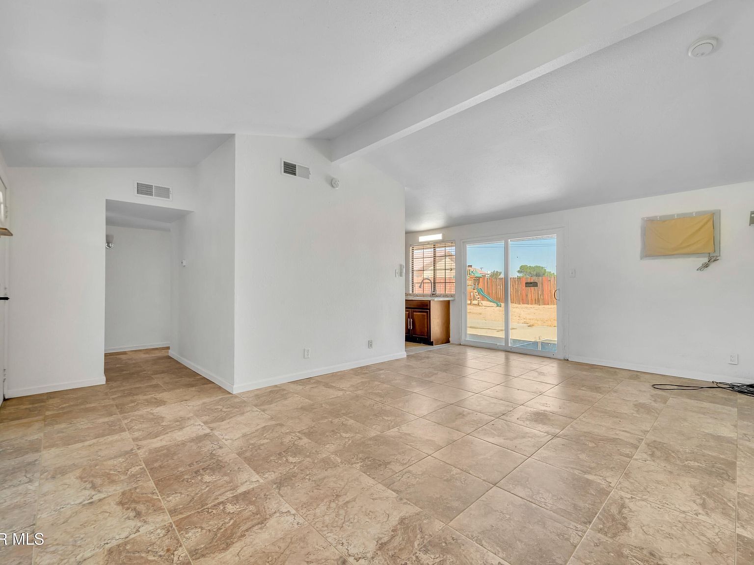 7317 California City Blvd California City, CA 93505 - Thumbnail 4