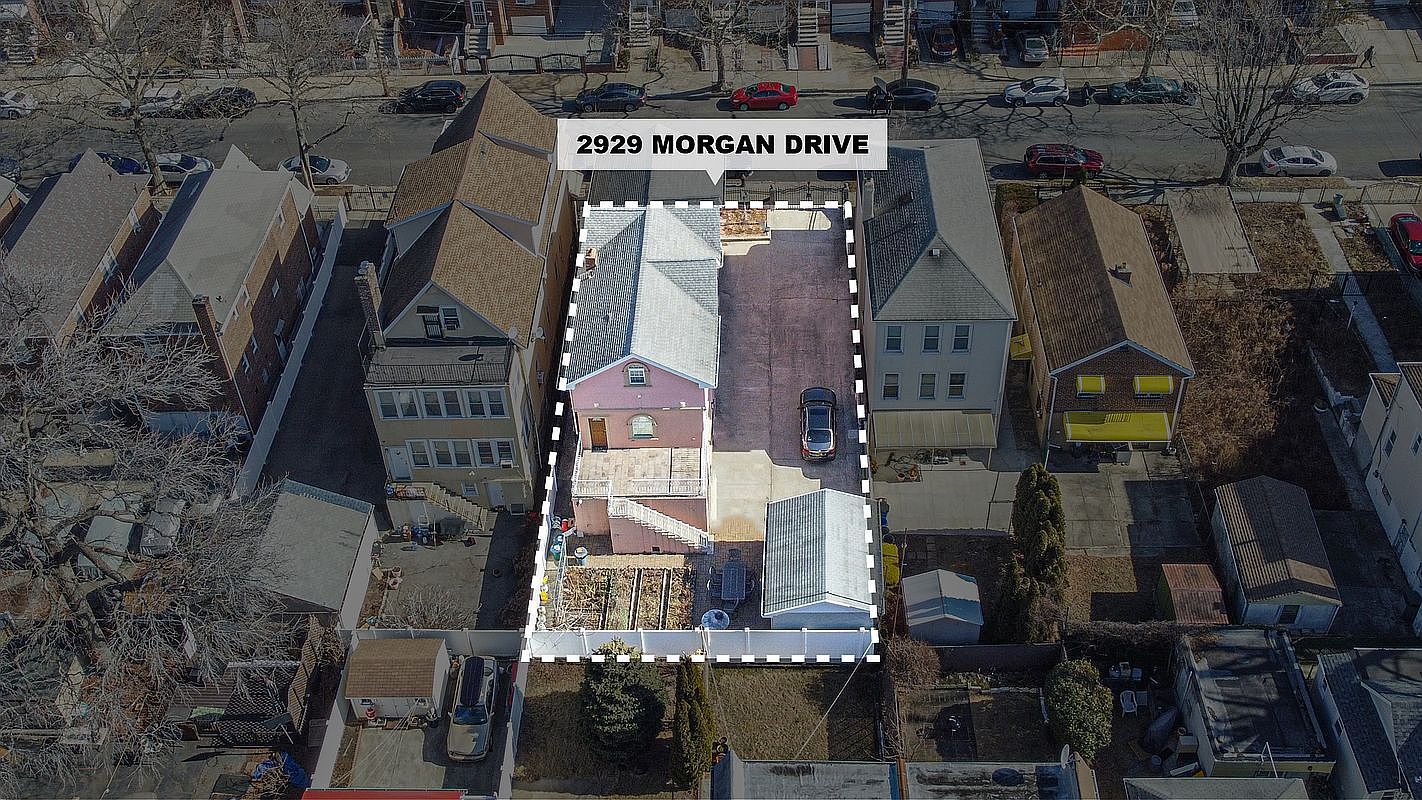 2929 Morgan Ave Bronx, NY 10469 - Thumbnail 4