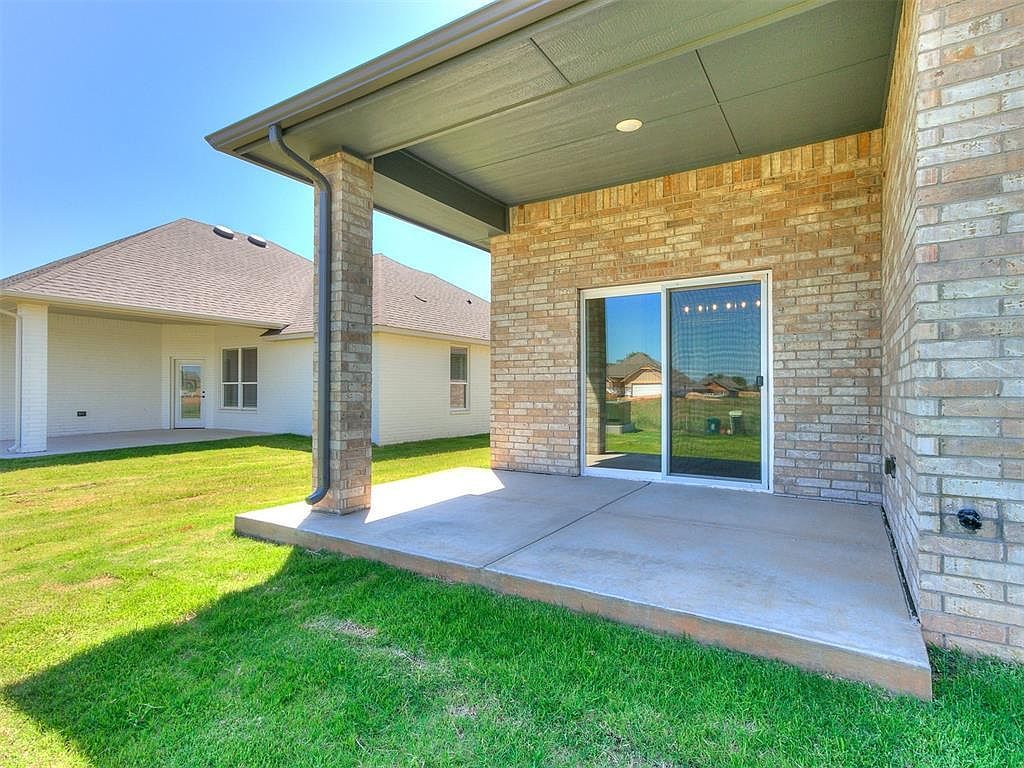 7712 Woods Edge Way Yukon, OK 73099 - Thumbnail 4