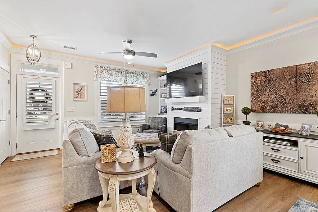 301 Indigo Way Greenwood, SC 29649 - Thumbnail 4