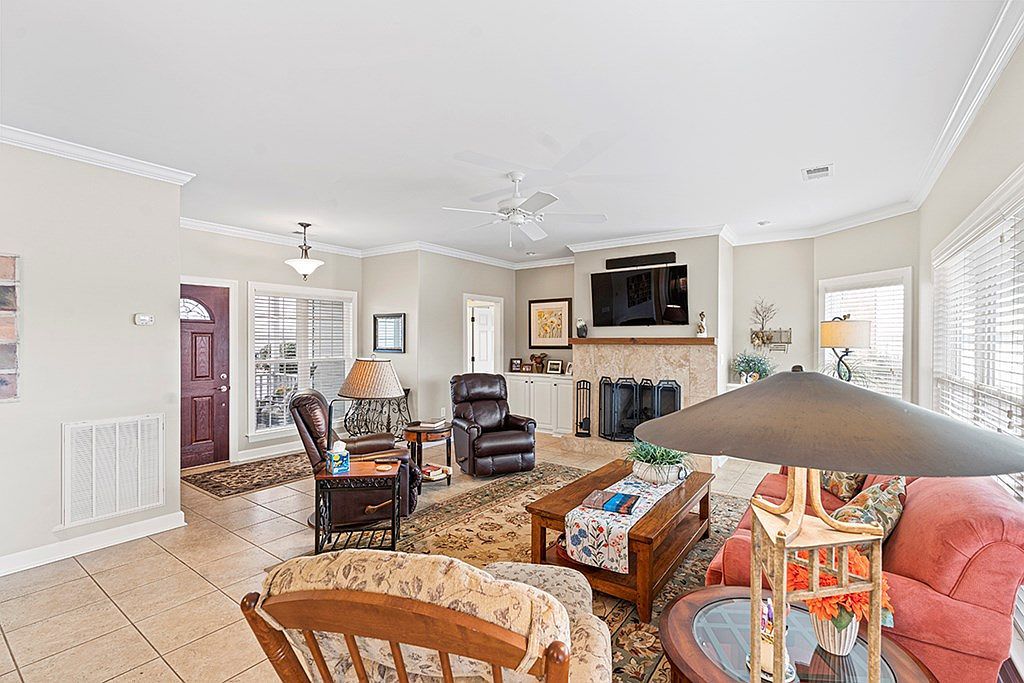 520 Nautical Way Greenwood, SC 29649 - Thumbnail 4