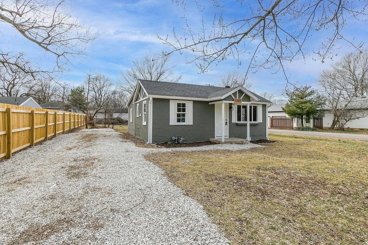 1500 E Lindberg St Springfield, MO 65804 - Thumbnail 4