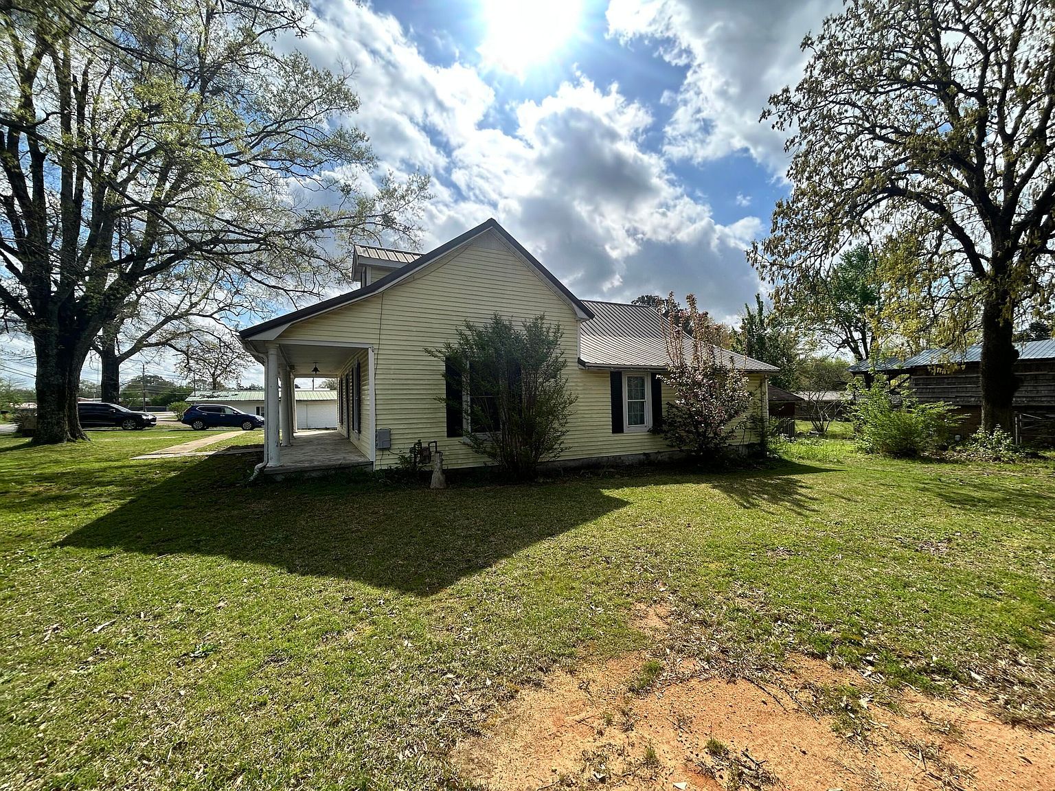 1624 Washington St Belmont, MS 38827 - Thumbnail 4