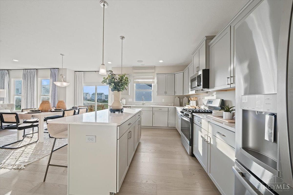 5467 Pacific Crest Ln Fairfield Township, OH 45011 - Thumbnail 4