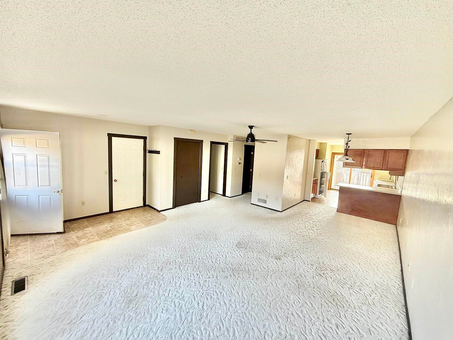 1425 Lookout Valley Ct Spearfish, SD 57783 - Thumbnail 4