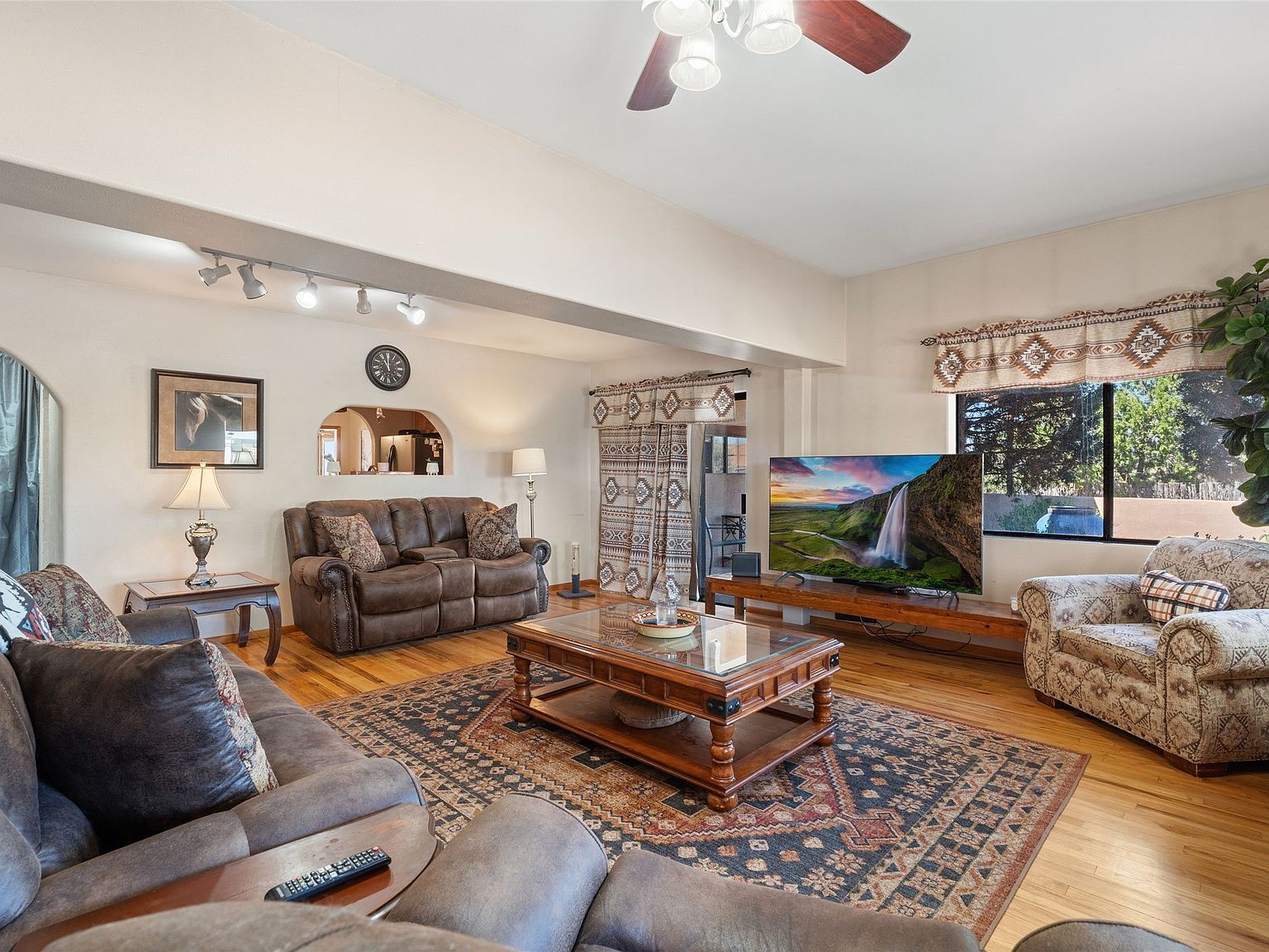 35 Vista Alondra Santa Fe, NM 87508 - Thumbnail 4