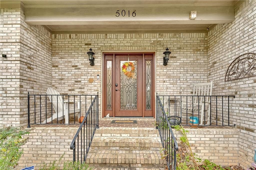 5016 Meadow Hill Ct Winston Salem, NC 27106 - Thumbnail 4