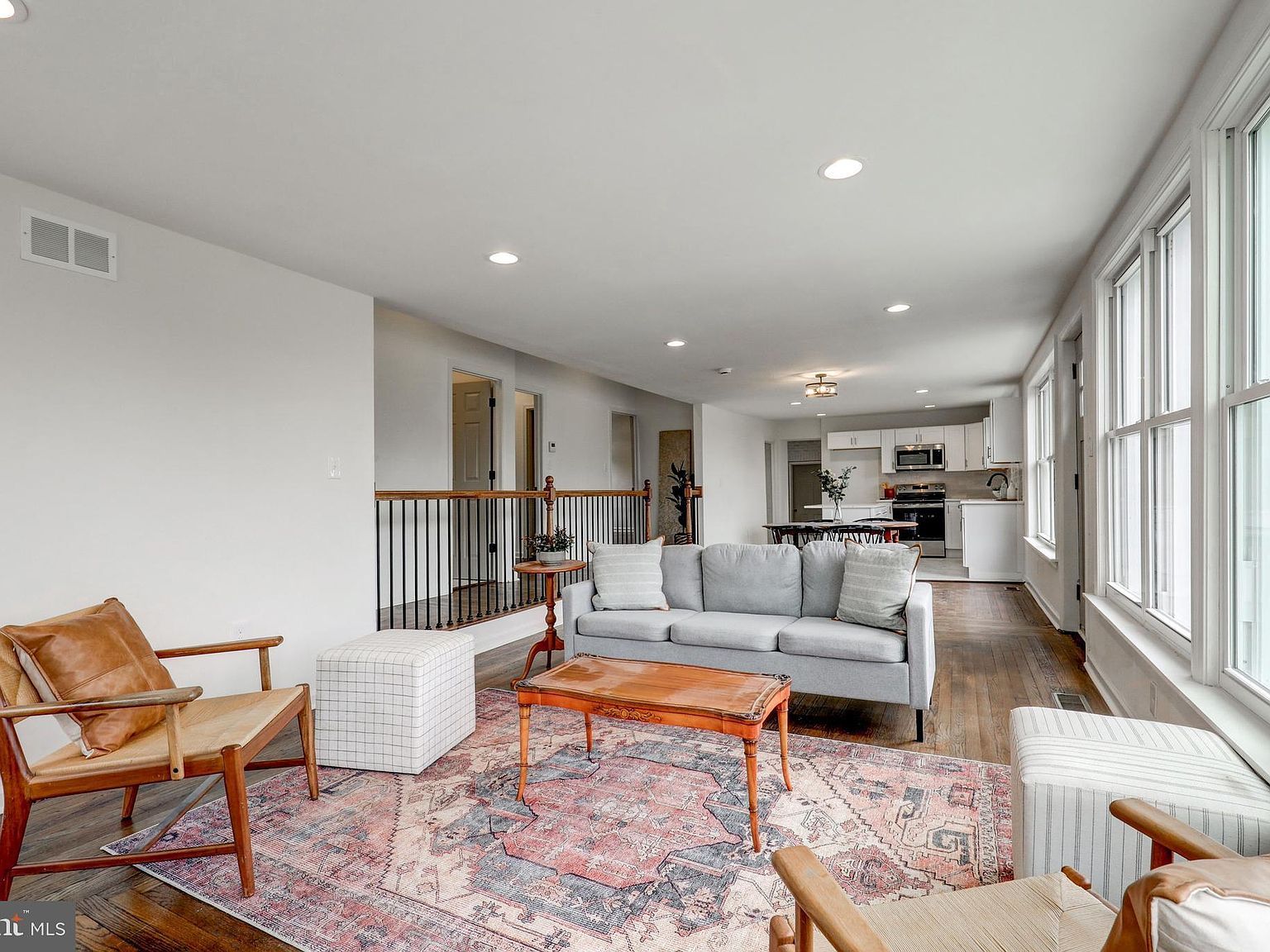 353 Douglass Dr Douglassville, PA 19518 - Thumbnail 4