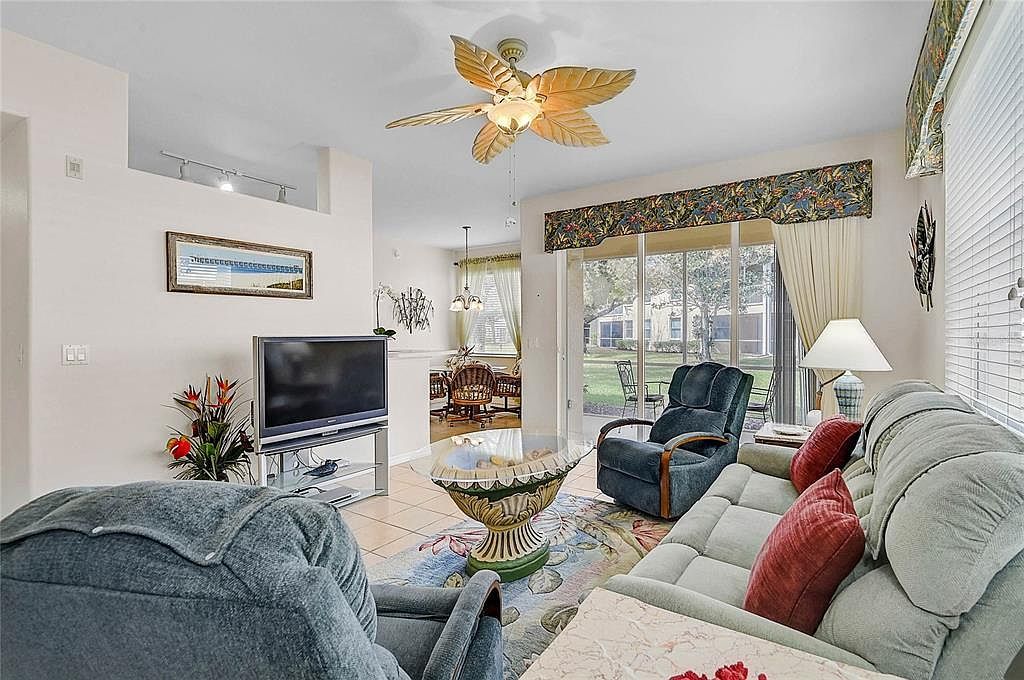 4433 Corso Venetia Blvd #B18 Venice, FL 34293 - Thumbnail 4