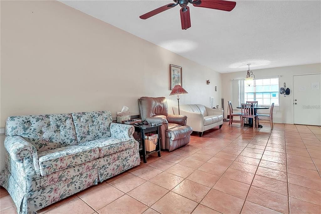 960 Virginia St APT 107 Dunedin, FL 34698 - Thumbnail 4