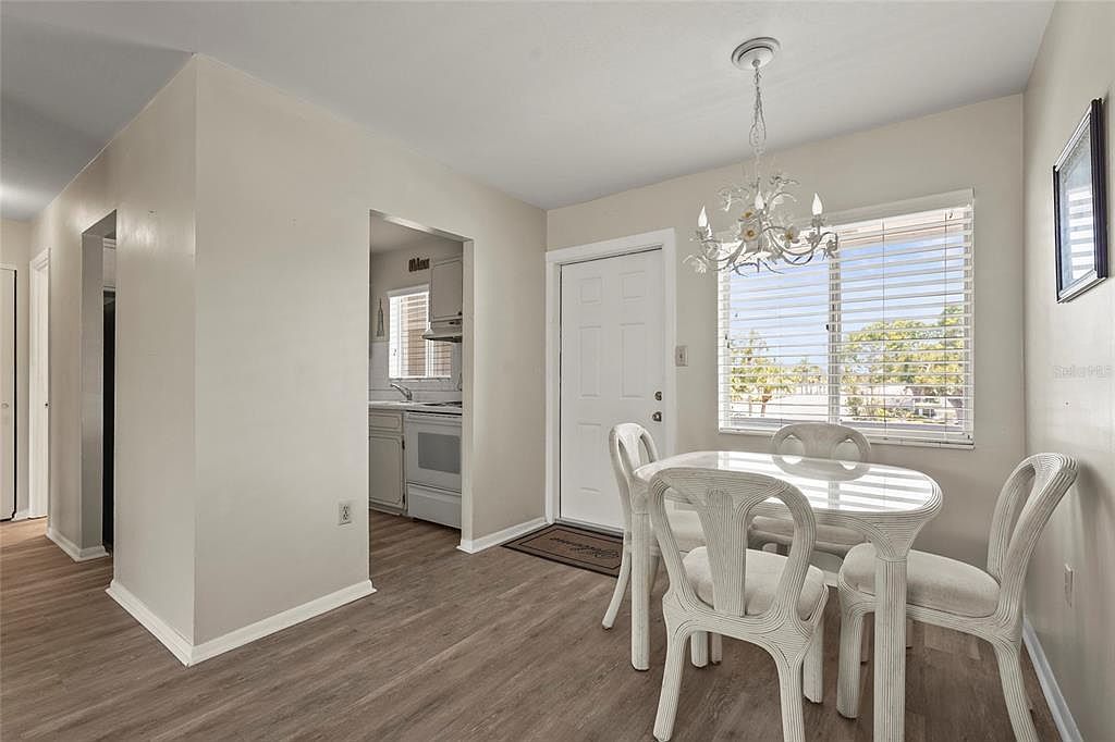 1837 Flamingo Blvd UNIT O35 Bradenton, FL 34207 - Thumbnail 4