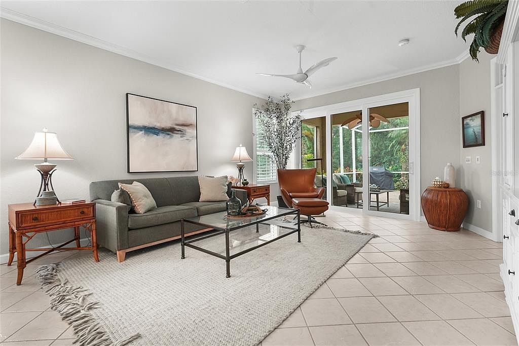 4840 Lakescene Pl Sarasota, FL 34243 - Thumbnail 4