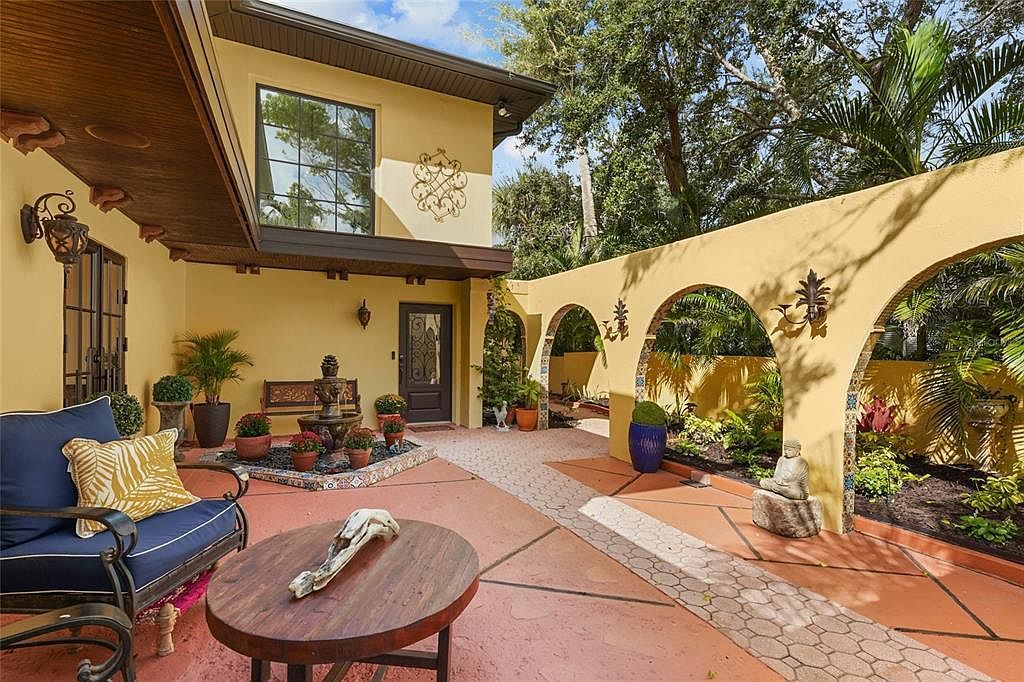 5354 Calle Florida Sarasota, FL 34242 - Thumbnail 4