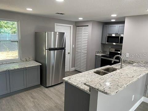 110 Karde Ln Brandon, FL 33510 - Thumbnail 4