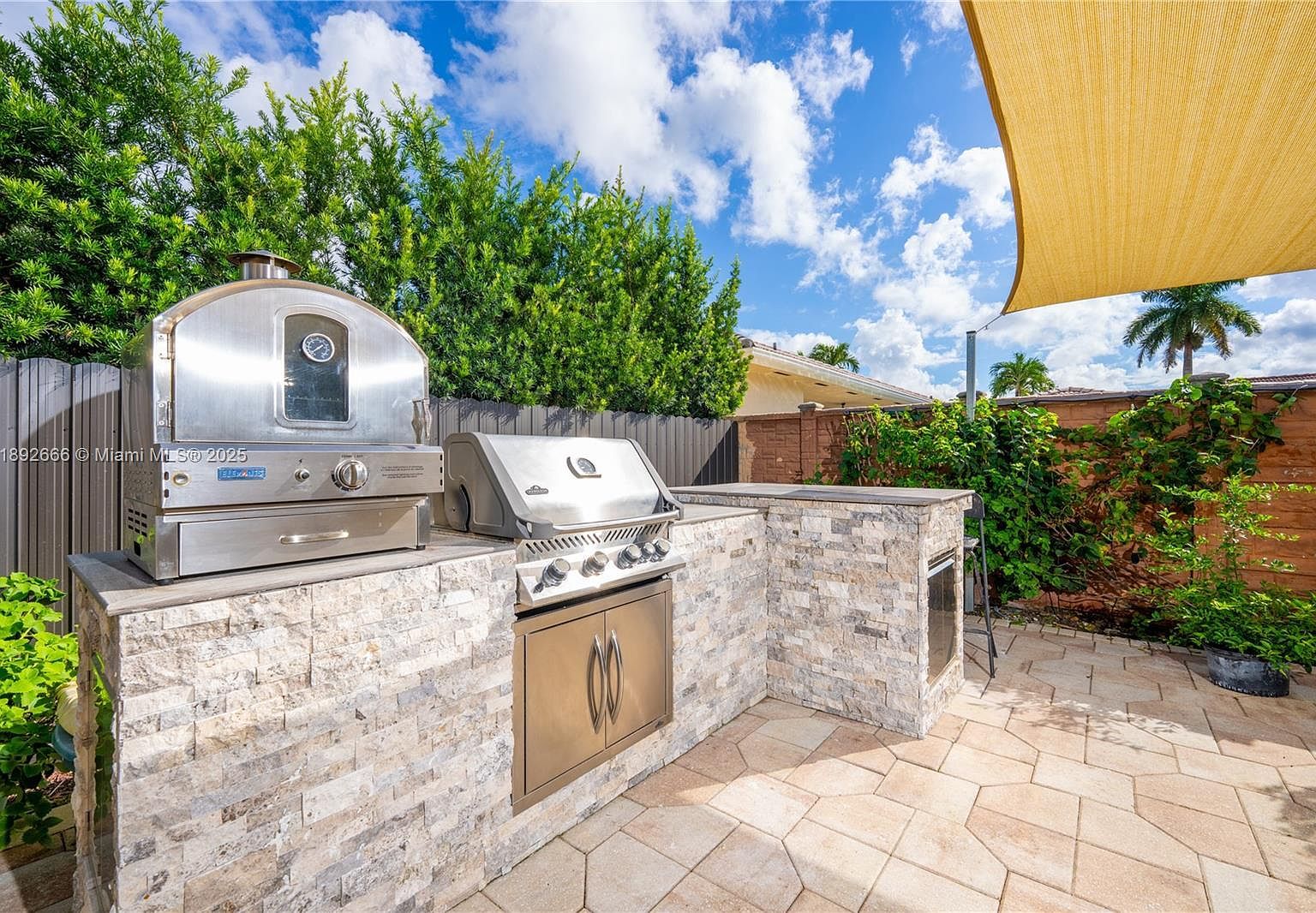 2275 SW 143rd Ct Miami, FL 33175 - Thumbnail 4