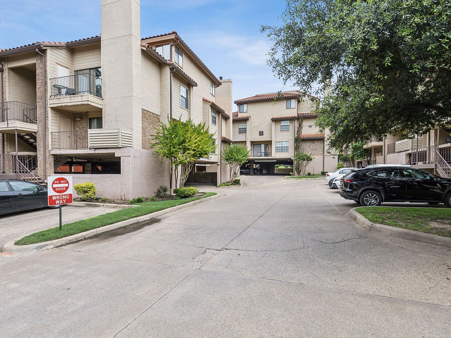 4777 Cedar Springs Rd APT 6N Dallas, TX 75219 - Thumbnail 4