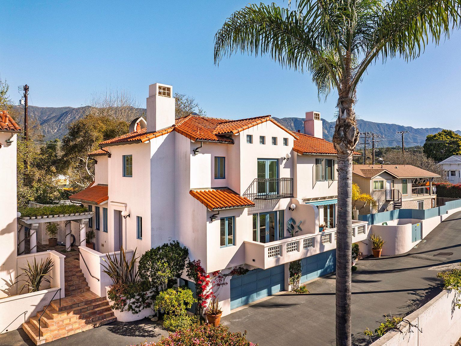 1647 Posilipo Ln APT B Santa Barbara, CA 93108 - Thumbnail 4