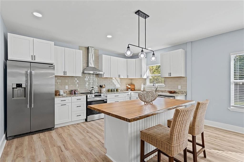 1850 Old Shell Rd Mobile, AL 36607 - Thumbnail 4