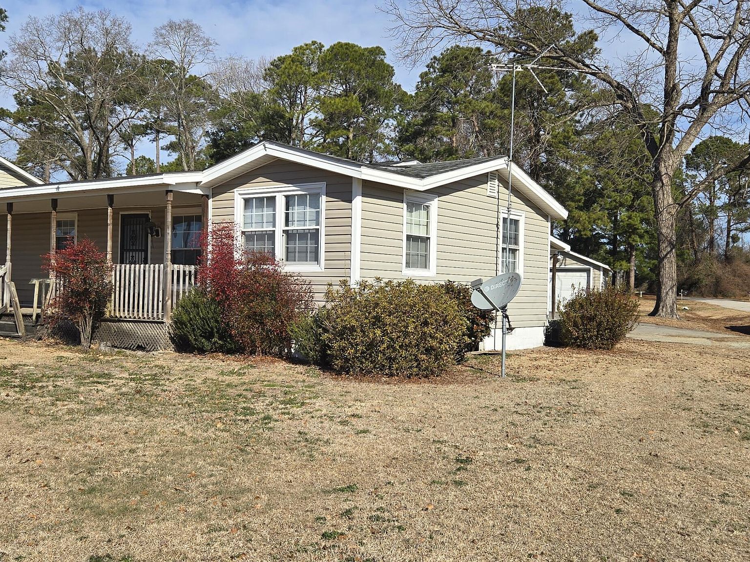 480 Five Bridge Rd Clinton, NC 28328 - Thumbnail 4