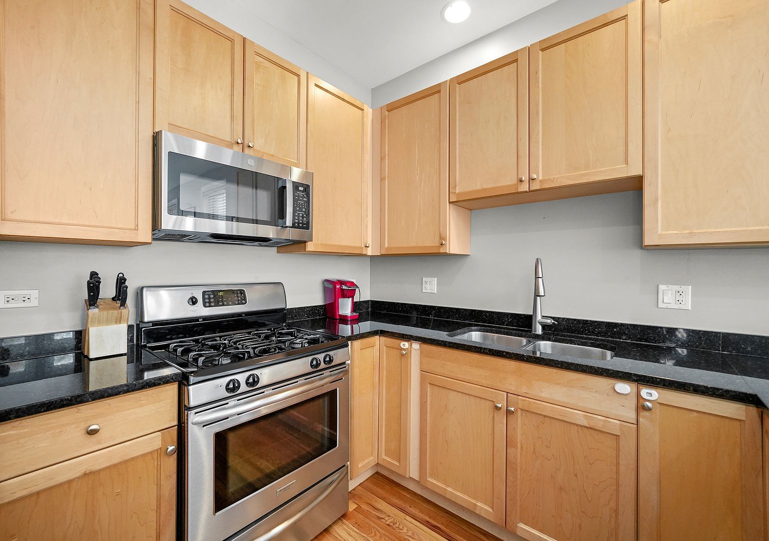 1636 W Warren Blvd #2 Chicago, IL 60612 - Thumbnail 4