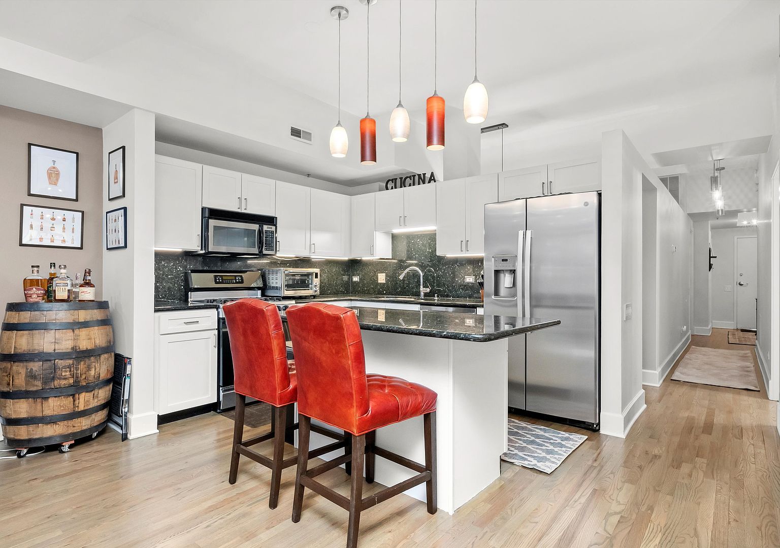 165 N Canal St APT 518 Chicago, IL 60606 - Thumbnail 4